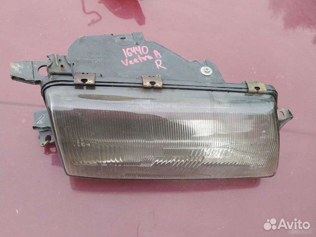 Фара правая Opel Vectra A 1992