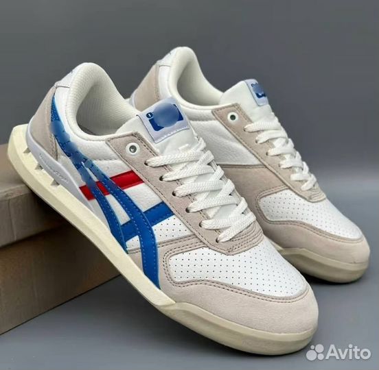 Кроссовки asics