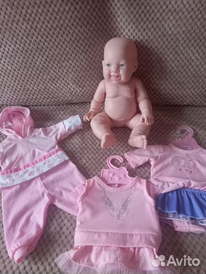 Пупс с нарядами