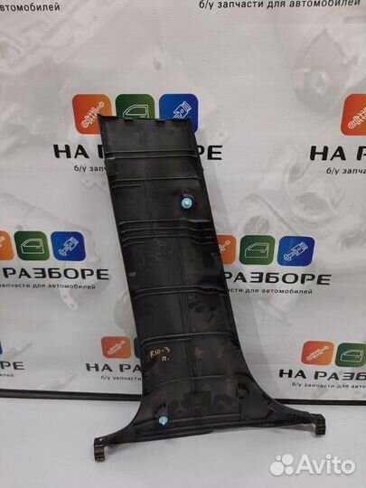 Накладка на стойку внутренняя правая Kia Rio 3