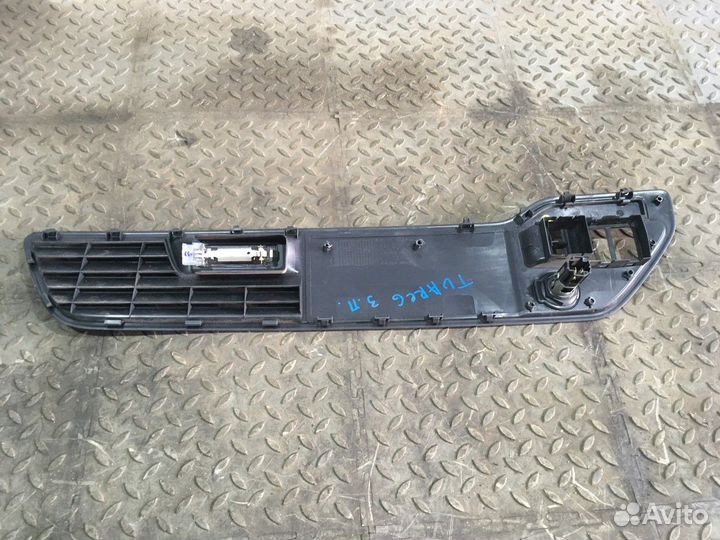 Обшивка багажника (Volkswagen Touareg)