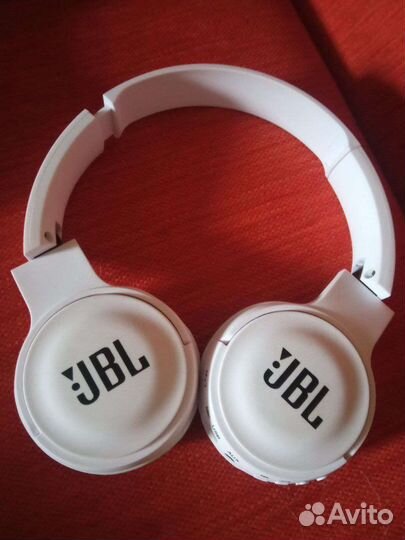 Беспроводные наушники jbl E500BT