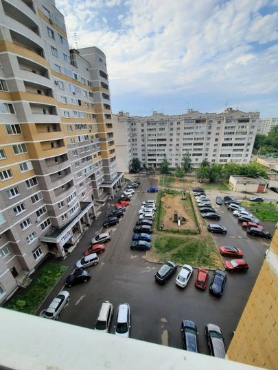 3-к. квартира, 85 м², 8/17 эт.