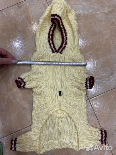 Комбинезон вязаный на маленькую собака