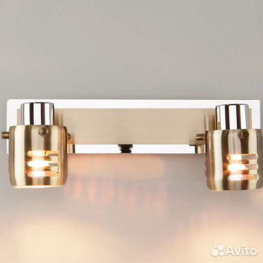 Спотовый светильник Eurosvet Leonardo 