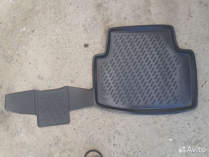Автомобильные коврики резиновые