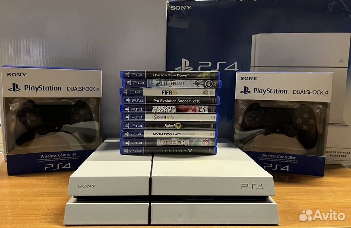 Игровая приставка PS4 + 2 геймпада + 10 игр