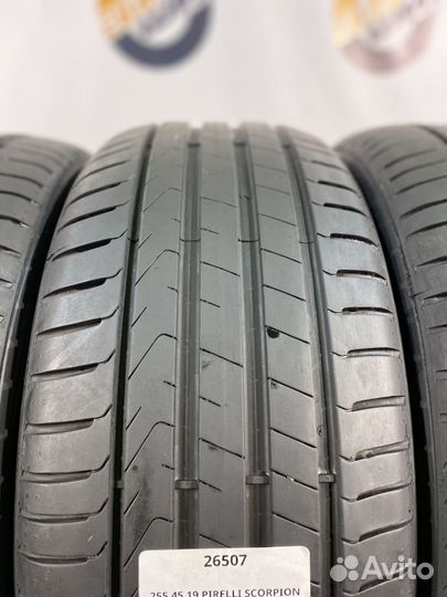 Pirelli Scorpion 255/45 R19 100V