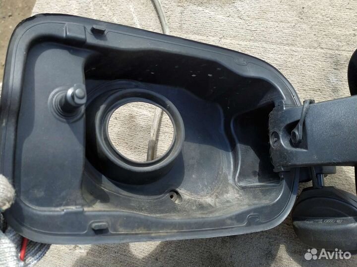 Лючек бензоба Ауди А6С7