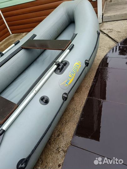 Продаю лодку