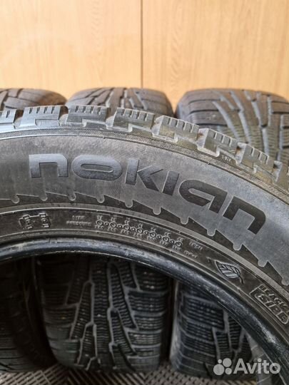 Nokian Tyres Hakkapeliitta R 235/60 R17