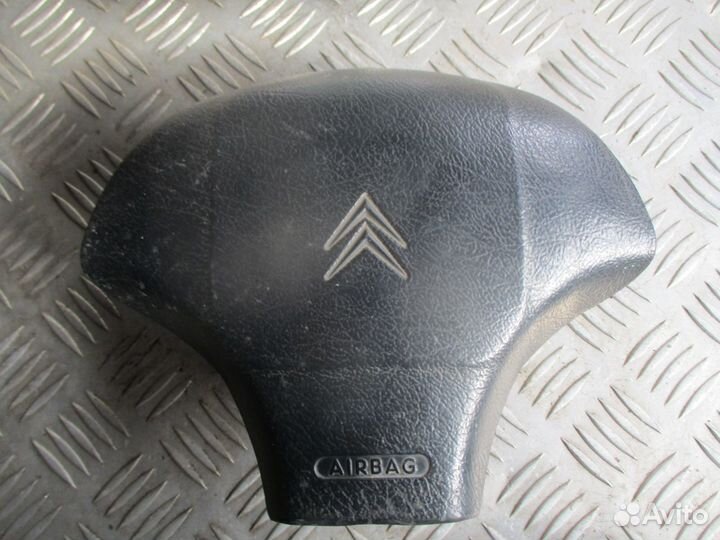 Подушка безопасности в руль Citroen Berlingo M49