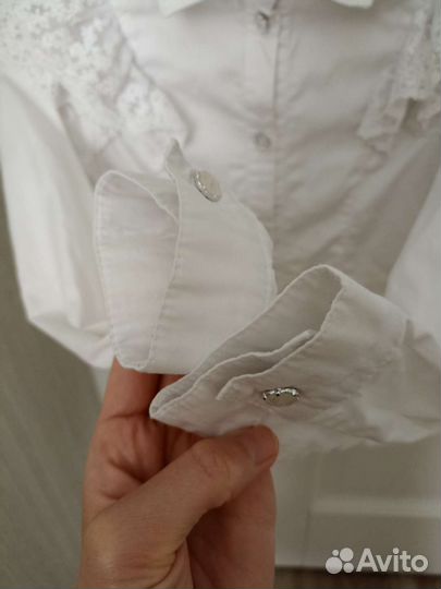 Блузка белая нарядная 7-8 лет