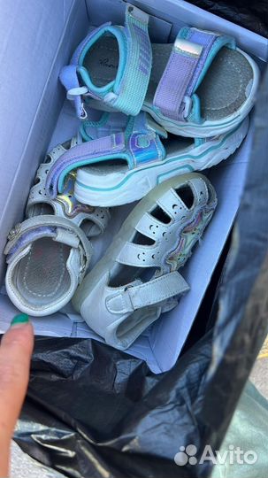 Продам обувь для девочки