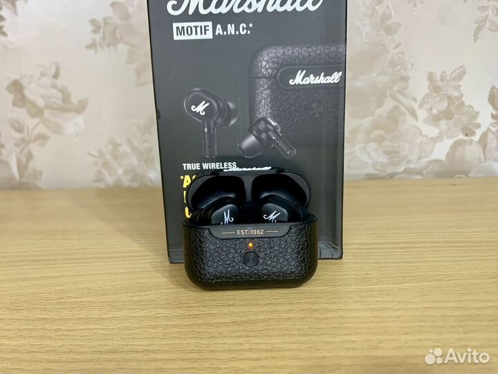 Наушники Marshall Motif