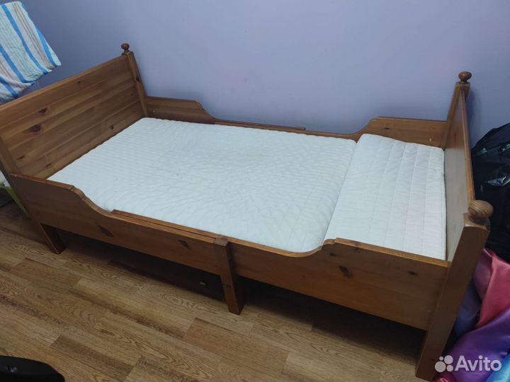 Раздвижная кровать IKEA