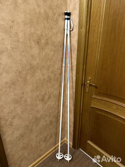 Лыжи беговые в комплекте (лыжи, палки, ботинки)