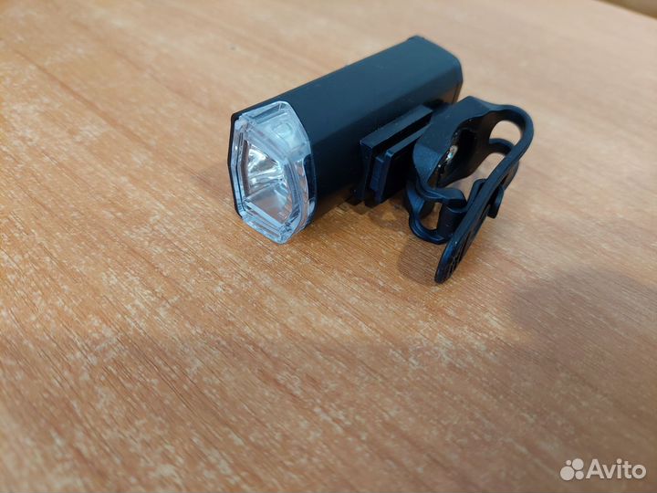 Фонарь для велосипеда