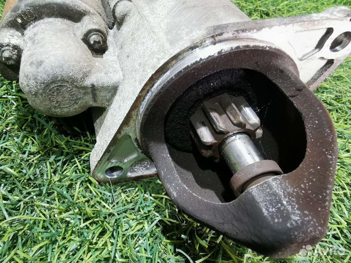 Стартер Opel Meriva A 1.6 ркпп 2008 год