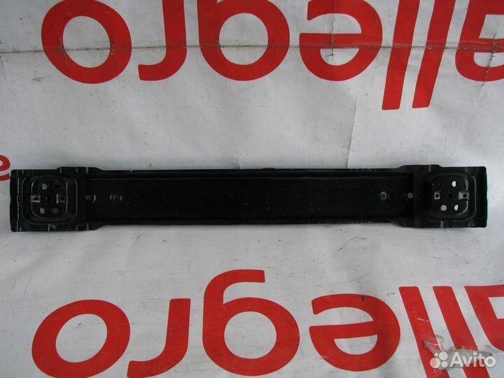 Toyota Camry V70 усилитель бампера заднего 2017+