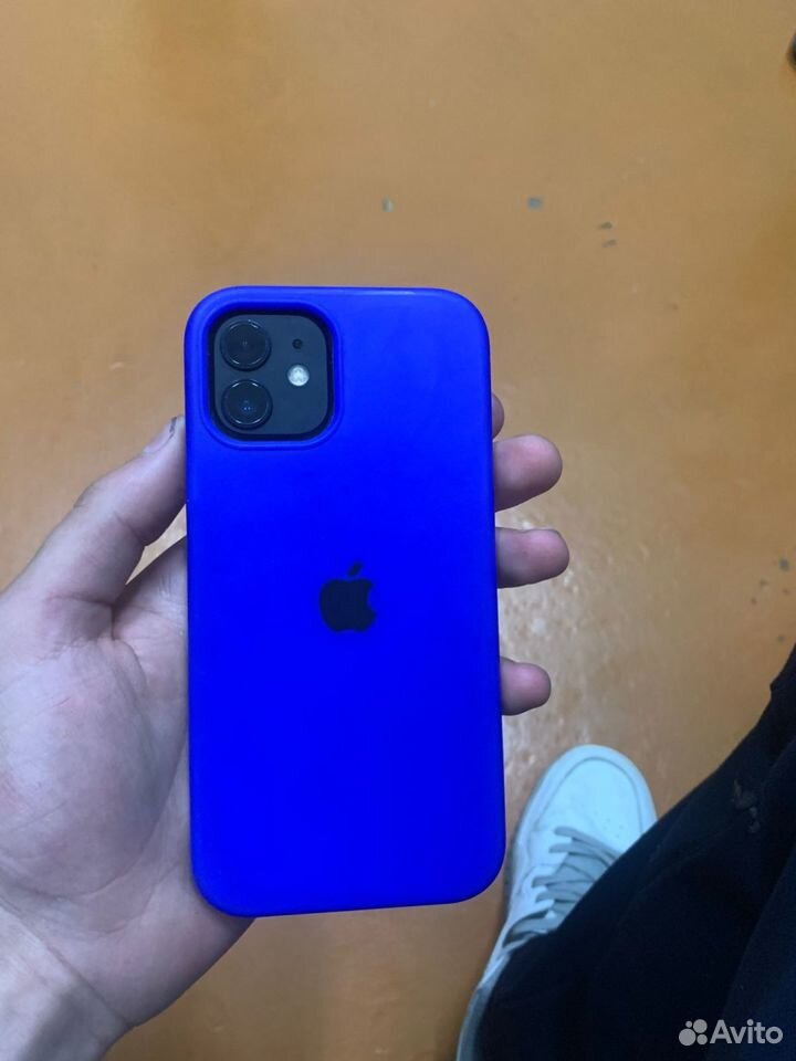 iPhone 12, 64 ГБ