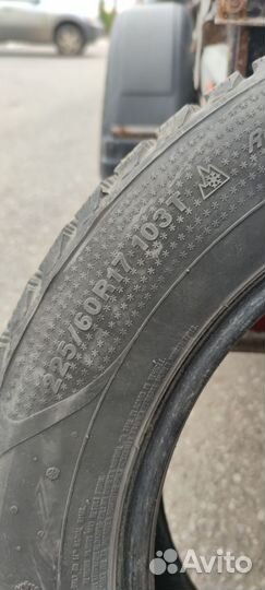 Kumho I'Zen RV Stud KC16 225/60 R17