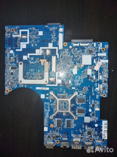 Материнская плата W650 gtx 850m