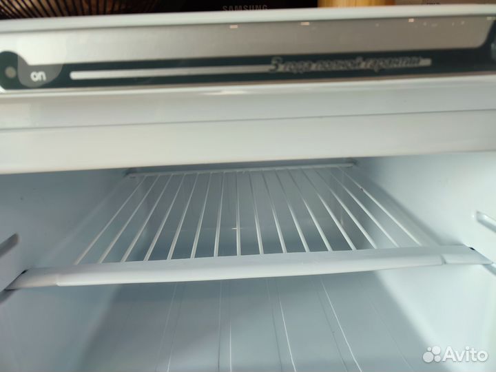 Холодильник indesit в рабочем состоянии