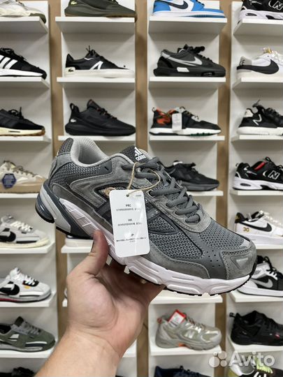 Кроссовки adidas