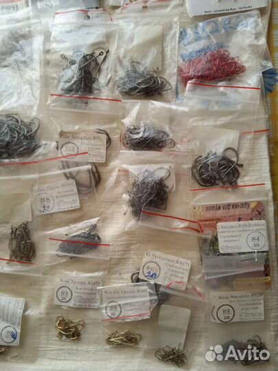 Крючки рыболовные