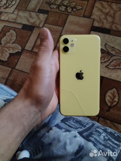iPhone 11, 256 ГБ
