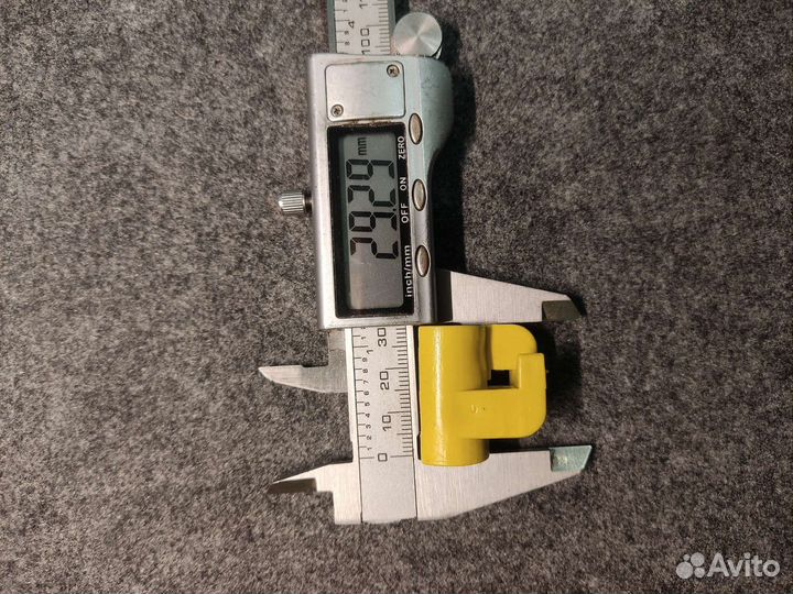 Изоляторы для электропастуха / электроизгородь