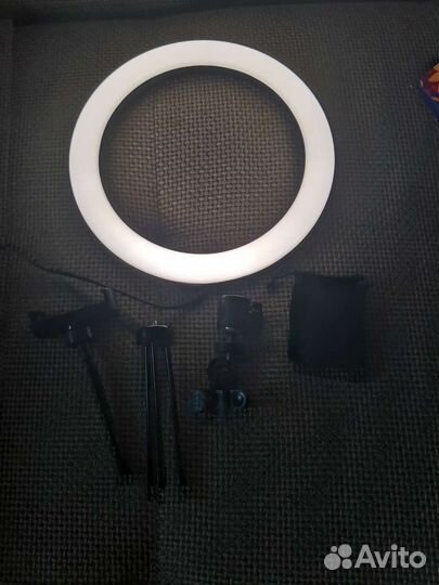 Кольцевая лампа