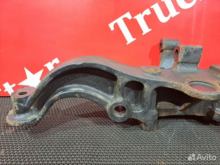 Кронштейн пневморессоры левый