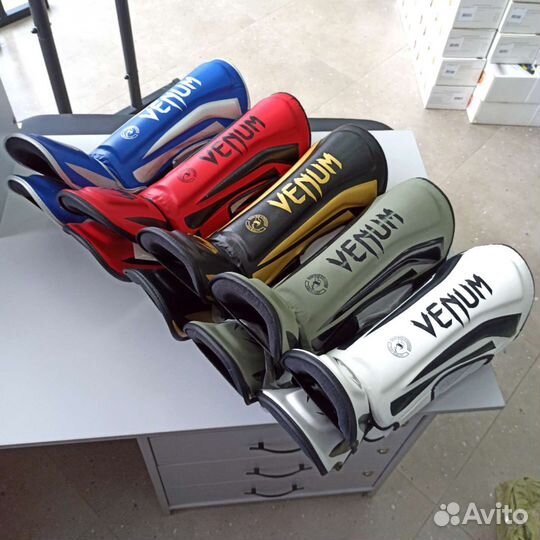 Защита голени и стопы щитки Venum для единоборств
