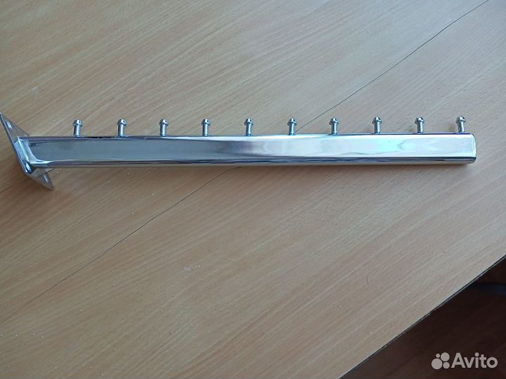 Кронштейны настенные на 10 крючков