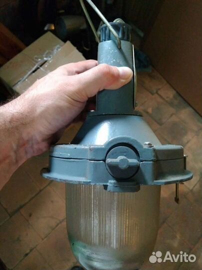 Фонарь уличный