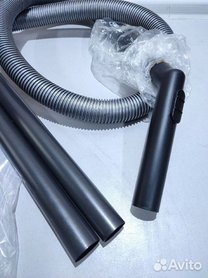 Пылесос Samsung SC4520 красный