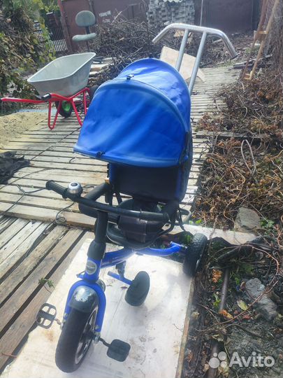 Трехколесный велосипед с родительской ручкой