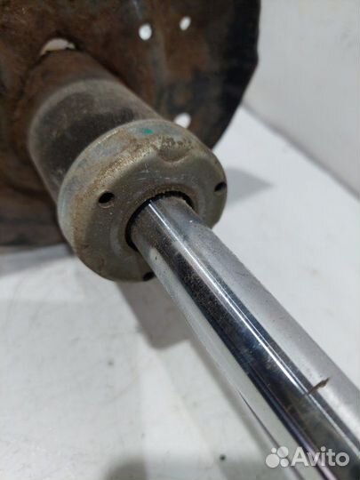 Амортизатор передний правый Opel Corsa D 1.2 (AT)