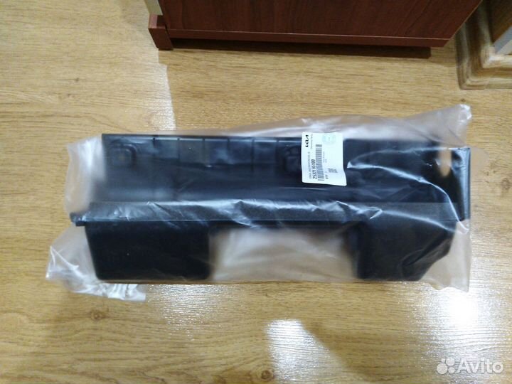 Дефлектор радиатора левый RIO FB