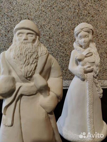 Дед Мороз и Снегурочка фигурки из гипса