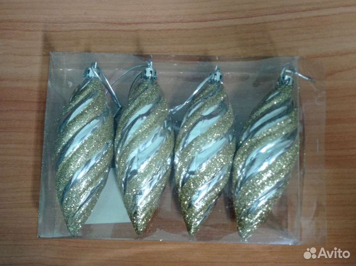 Елочные игрушки