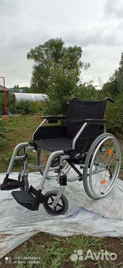 Инвалидная коляска