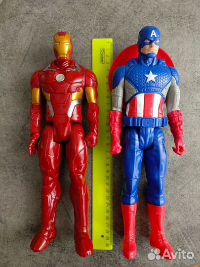 Фигурки героев Marvel