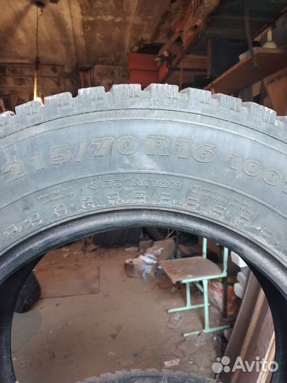 Yokohama BluEarth AE01 215/60 R16