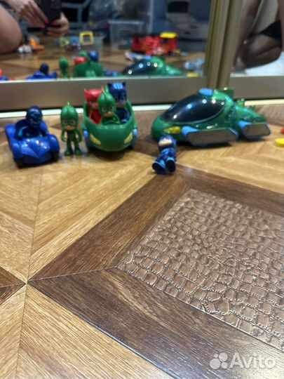 Набор герои в масках