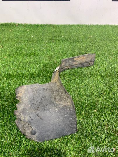 Накладка на порог правая Tesla Model S 2015