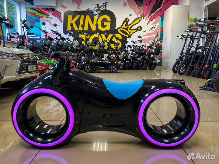 Беговел Star One Scooter