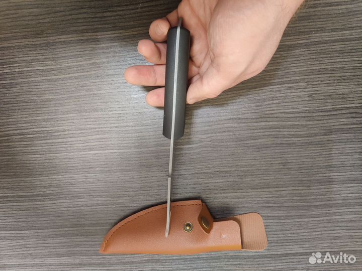 Нож туристический